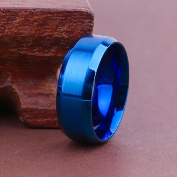 Blue Stainless Steel Beveled Edge 8mm Band Glossy Lightweight Comfy Ring - Picture 4 of 6